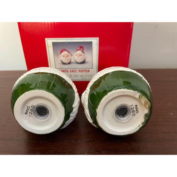 Vintage Fitz & Floyd Omnibus Santa Salt and Pepper Shakers, Christmas Tableware - Picture 6 of 8